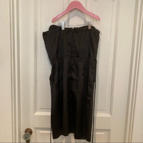 Strapless Stain Dress - Picture 3 of 6